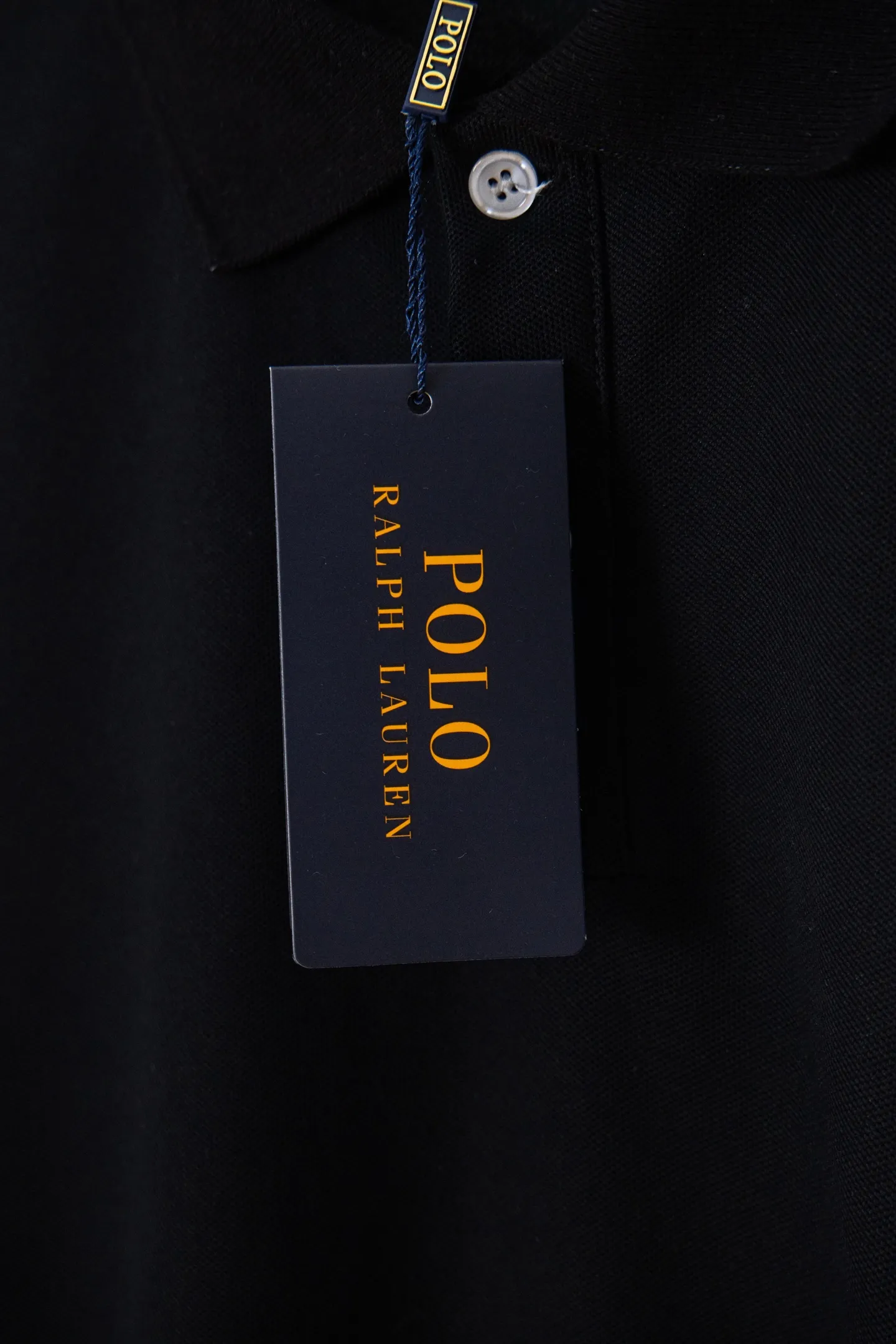 P140 Polo Ralph Lauren/Ralph Lauren basic Malaysian embroidery logo Big Pony Polo shirt T-shirt short sleeve S~XL black navy gray white original fabric 100% pique cotton, imported embroidery logo on the chest, "3" patch logo on the cuffs, custom threaded collar, Malaysian embroidery, the highest version, suitable for business and leisure daily use! 🌘Two-button placket, laser logo pearlescent resin buttons, cuffs and hem using double-thread sewing technology, different currency versions, full set of original three-label accessories!